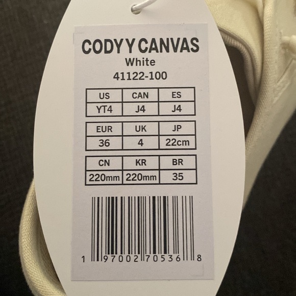 HEY DUDE Youth Sneakers Size YT4 Cody Y Canvas NEW IN BOX (Cream color) - Picture 13 of 14